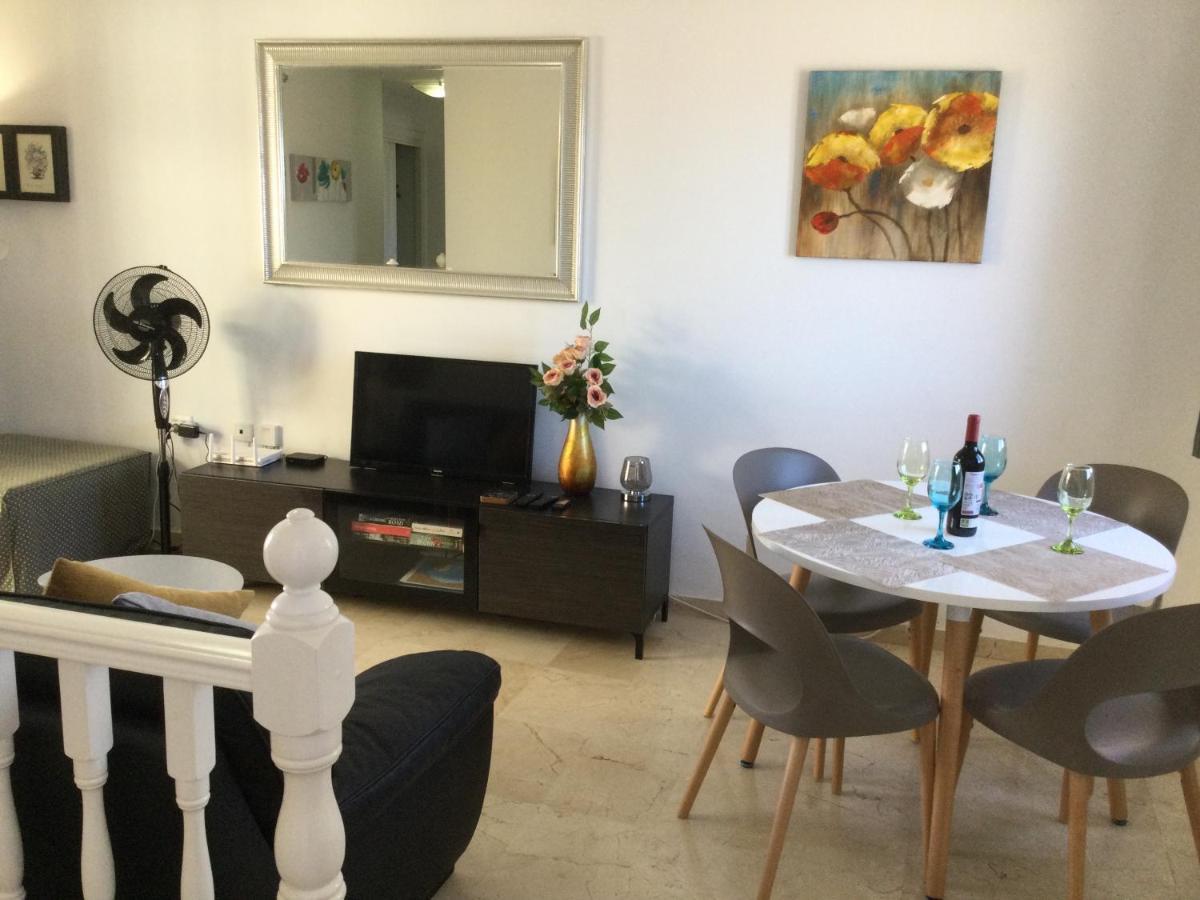 Lovely 2 Bedroom Holiday Apartment In Central 科斯塔卡莱塔 外观 照片